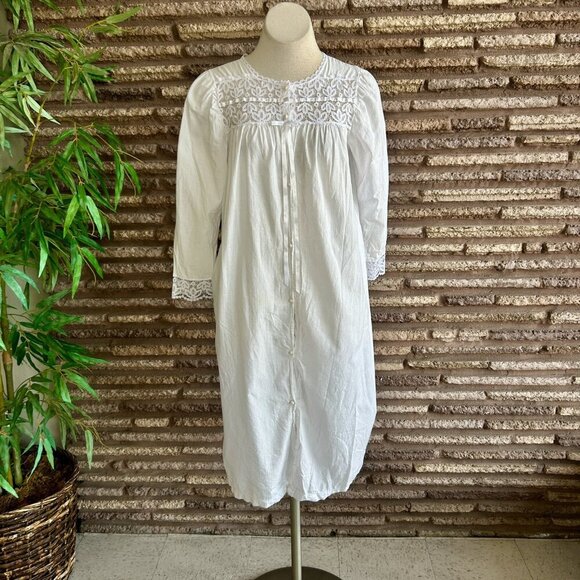Mum's & Blossums Vintage White Button Front Chemise Cotton Nightgown Size Small - Picture 10 of 10